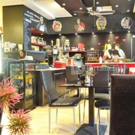 Oliva's - Genuine Italian Food Budapest - Belső