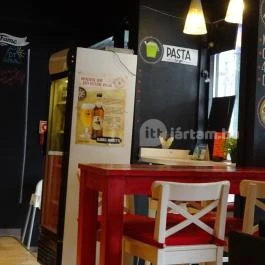 Oliva's - Genuine Italian Food Budapest - Belső