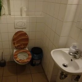 Oliva's - Genuine Italian Food Budapest - Mosdó