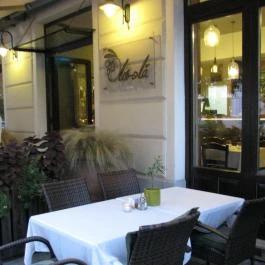 Olivola, Kecskemét - Belső