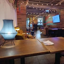 Ugar Brewpub Budapest - Belső