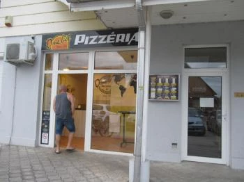 One Bit Pizzéria Komárom