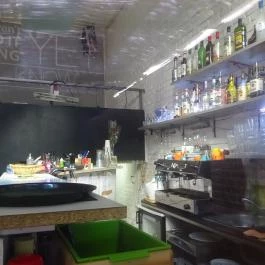 One More Cafe - Gozsdu Udvar Budapest - Belső