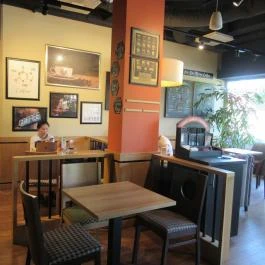 One More Coffeeshop Budapest - Belső