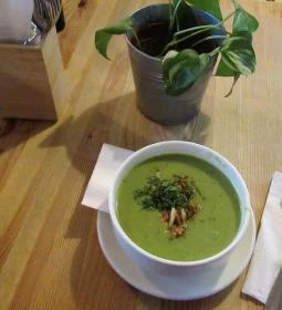 Ono Poké Bowl Bar - Vadász