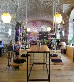 Ono Poké Bowl Bar - Vadász