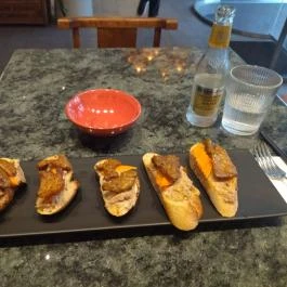 OPIUM Restaurant & Bar Budapest - Étel/ital