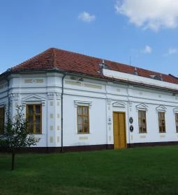 Ópusztaszeri Postamúzeum