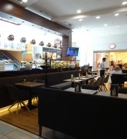 Orange Cafe & Bar - Alba Plaza