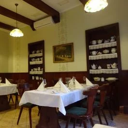 Öreg Prés Étterem Mór - Belső