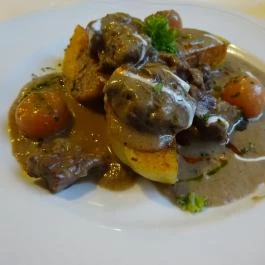 Öreg Prés Étterem Mór - Étel/ital