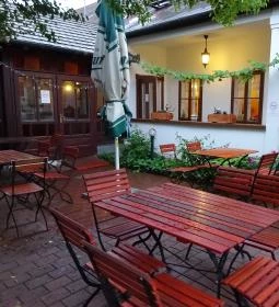 Öreg Prés Étterem