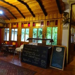 Öreg Prés Butikhotel, Mór - Vendéglátás