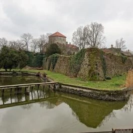 Öreg-tó, Tata - Egyéb