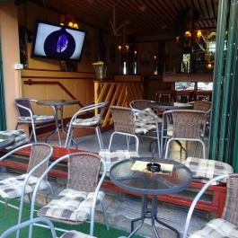 Orfeusz Pub, Budapest - Külső kép