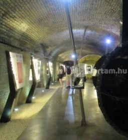 Törley Pezsgőmanufaktúra és Látogatóközpont 