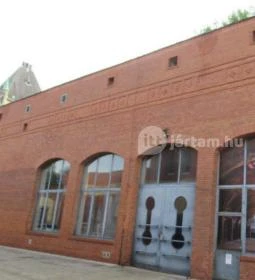 Törley Pezsgőmanufaktúra és Látogatóközpont 