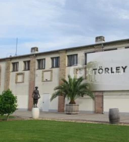 Törley Pezsgőmanufaktúra és Látogatóközpont 