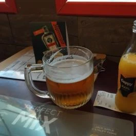 Ötker Snooker Club & Pub Budapest - Étel/ital