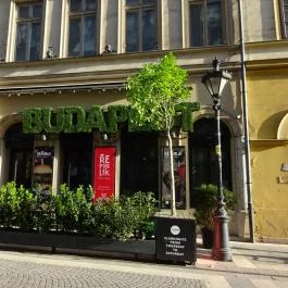 Ötkert, Budapest - Külső kép