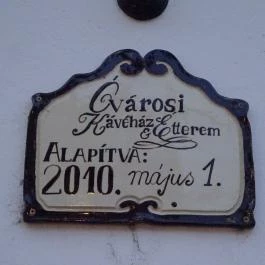 Óvárosi Kávéház & Étterem Mosonmagyaróvár - Külső kép