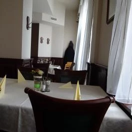 Óvárosi Kávéház & Étterem Mosonmagyaróvár - Belső