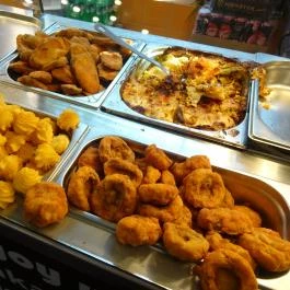 Pados Pipi Hús-Hentesáru, Grill Ételbár Budapest - Étel/ital