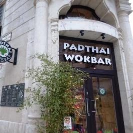 Padthai Wokbar - Egyetem tér Budapest - Külső kép