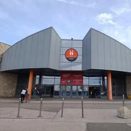 Pagoda Wok Bar - Auchan, Fót - Külső kép