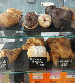 Páholy Café & Bistro