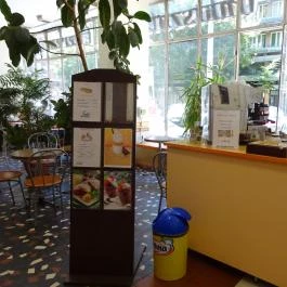 Pajtás Önkiszolgáló Étterem Budapest - Belső