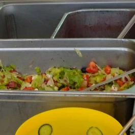 Pajtás Önkiszolgáló Étterem Budapest - Étel/ital