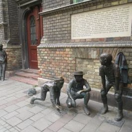 Pál utcai fiúk szobra Budapest - Egyéb