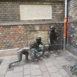 Pál utcai fiúk szobra Budapest - Egyéb