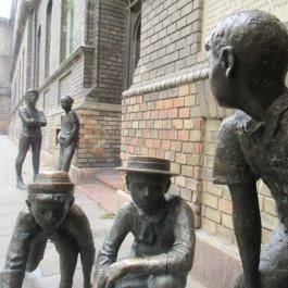 Pál utcai fiúk szobra Budapest - Egyéb