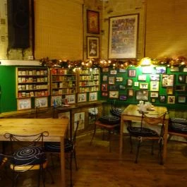 Palacsintavár, Eger - Belső