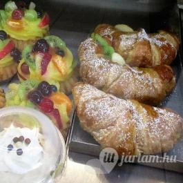 Palermo Cukrászda Dabas - Étel/ital