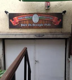 Pali Bácsi Borozója & Étkezdéje