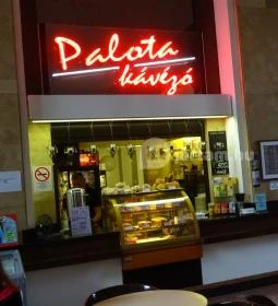 Palota Kávézó