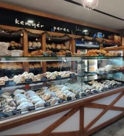 Palotai Pékség & Király Streat Grill