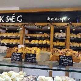 Palotai Pékség & Király Streat Grill Budapest - Belső