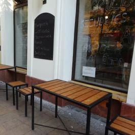 Palotai Pékség & Király Streat Grill Budapest - Külső kép