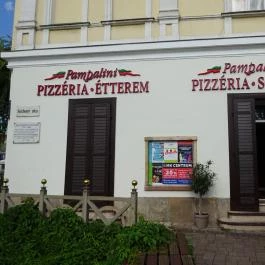 Pampalini Pizzeria Vác - Külső kép