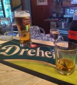 Papa Joe - Koccintó Söröző