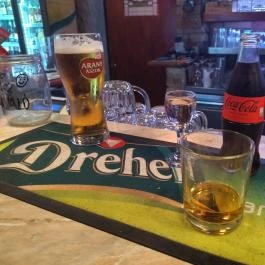 Papa Joe - Koccintó Söröző Budapest - Étel/ital