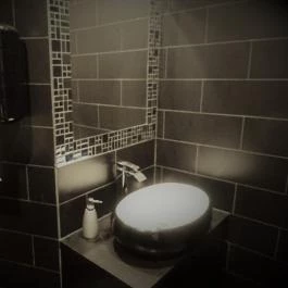 Papírtigris Budapest - Mosdó