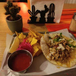 Papitos Mexican Street Food - Jászai, Budapest - Étel/ital