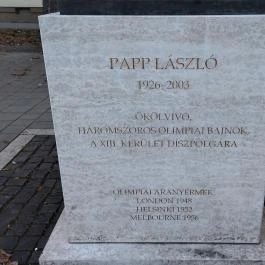 Papp László szobor - Papp László tér, Budapest - Egyéb