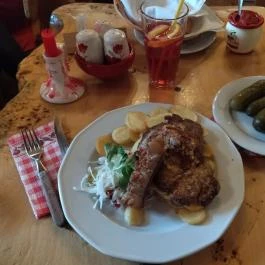 Paprika Vendéglő Budapest - Étel/ital