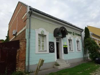 Papsajt Étterem & Kávéház Szolnok